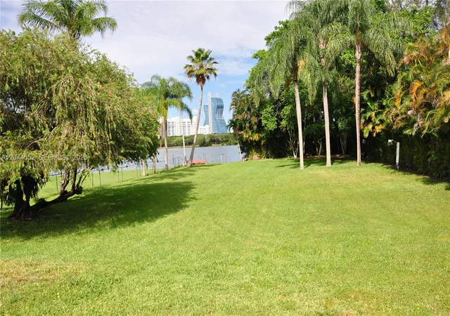 27th image of 5630 Sw 55th Ave, Davie, FL 33314 | MLS# A12044552