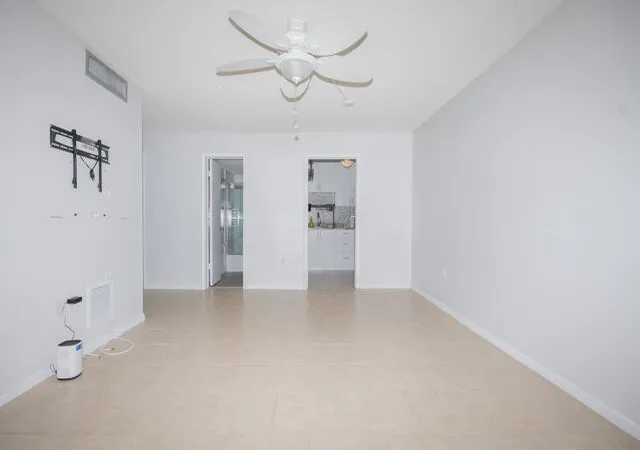 Photo 3 of Condo for sale at 301 Croton Ave #303, Lantana, FL 33462 | MLS# B26046452 | Listing updated on 2026-09-23