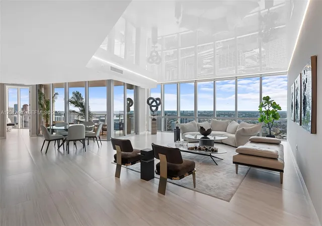 1st image of 851 Ne 1St Ave #4912, Miami, FL 33132 | MLS# A12042445