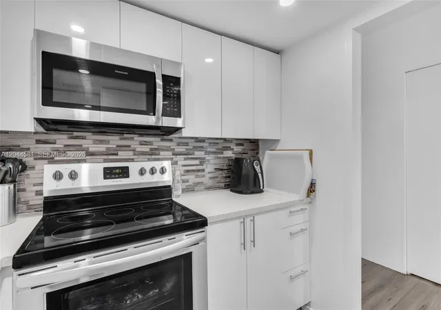 5th image of 7441 Wayne Ave #10H, Miami Beach, FL 33141 | MLS# A12044581