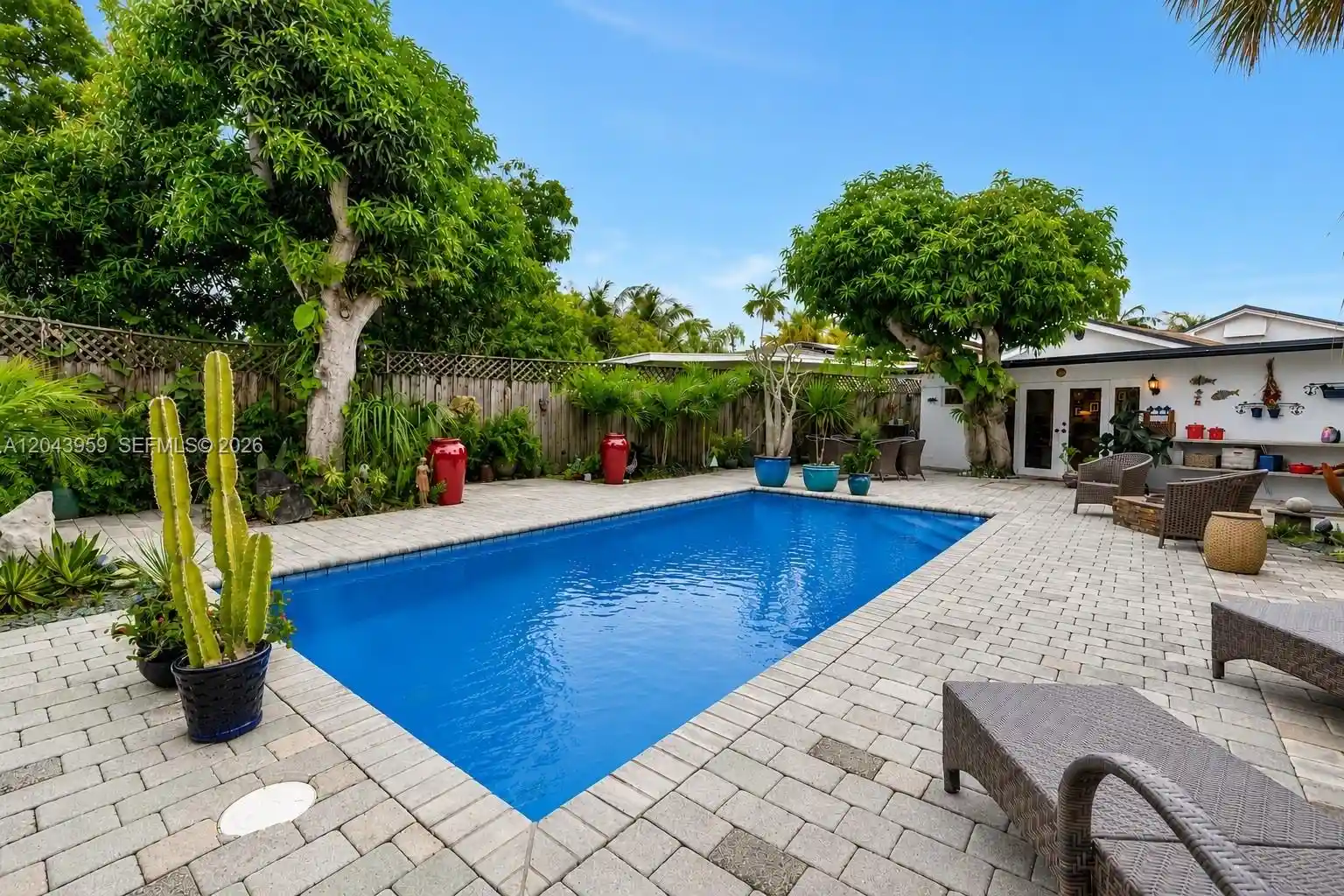 Multi family home for sale at 1401 NE 33rd Street, Oakland Park, FL 33334 | MLS# A12043959