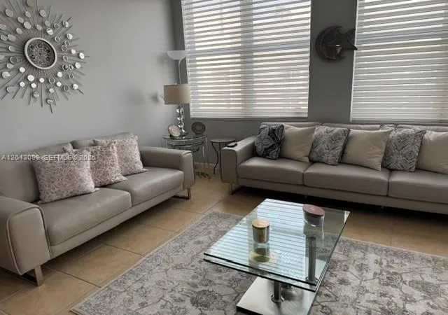 1st image of 511 Se 5Th Ave #1705, Fort Lauderdale, FL 33301 | MLS# A12043099