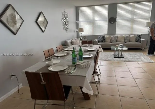 2nd image of 511 Se 5Th Ave #1705, Fort Lauderdale, FL 33301 | MLS# A12043099