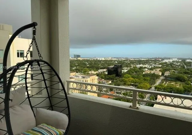 3rd image of 511 Se 5Th Ave #1705, Fort Lauderdale, FL 33301 | MLS# A12043099