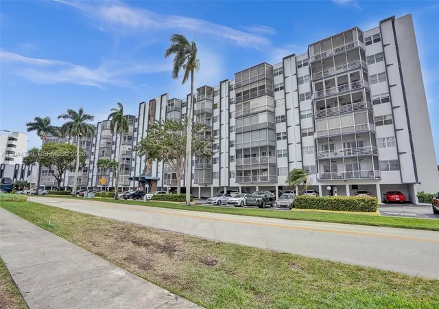 2nd image of 200 Diplomat Pkwy, Hallandale Beach, FL 33009