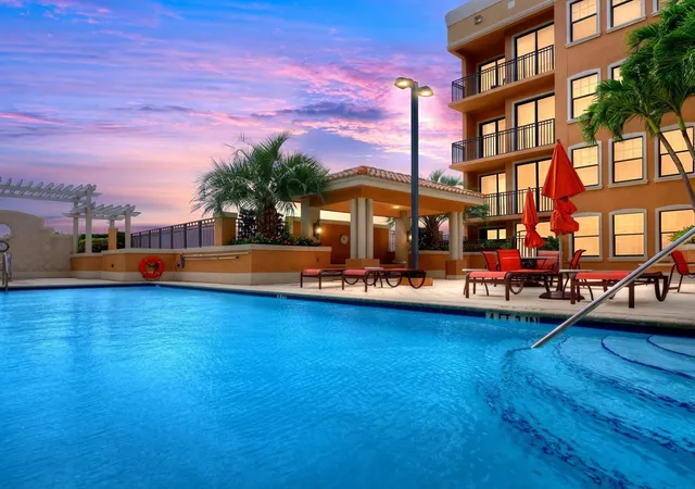 4th image of 511 Lucerne Ave #316, Lake Worth Beach, FL 33460 | MLS# B26046612