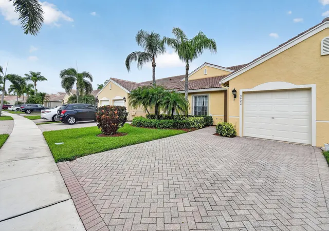Photo 3 of House for sale at 9442 Bridgeport Dr, West Palm Beach, FL 33411 | MLS# B26046708 | Listing updated on 2026-09-23