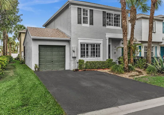 Photo 3 of Townhouse for sale at 6001 Harbor Isle Way #494, Tamarac, FL 33321 | MLS# B26046768 | Listing updated on 2026-09-24