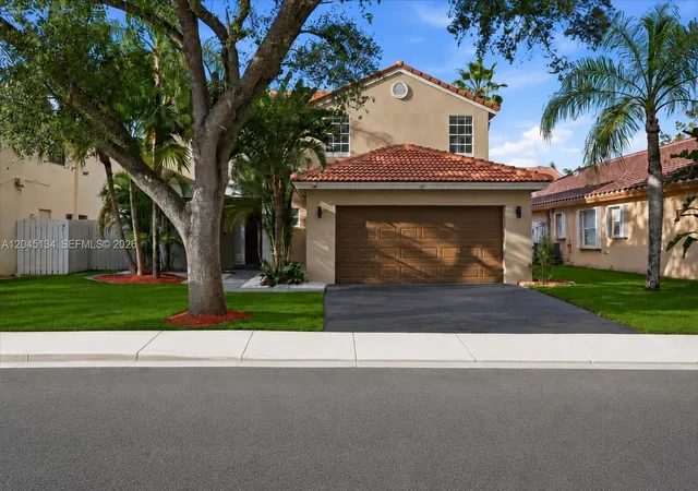 Homes for sale in Sunrise, FL | 13209 Nw 12Th Ct, Sunrise, FL 33323 | MLS# A12045134