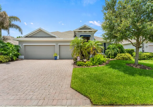 Photo 2 of Single family home for sale at 1573 Segovia Cir, Vero Beach, FL 32966 | MLS# B26046819 | Listing updated on 2026-10-08