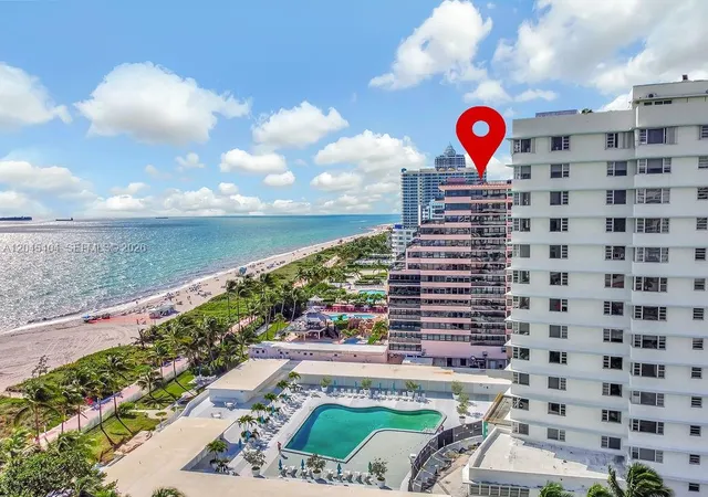 3rd image of 5225 Collins Ave #1117, Miami Beach, FL 33140 | MLS# A12045404