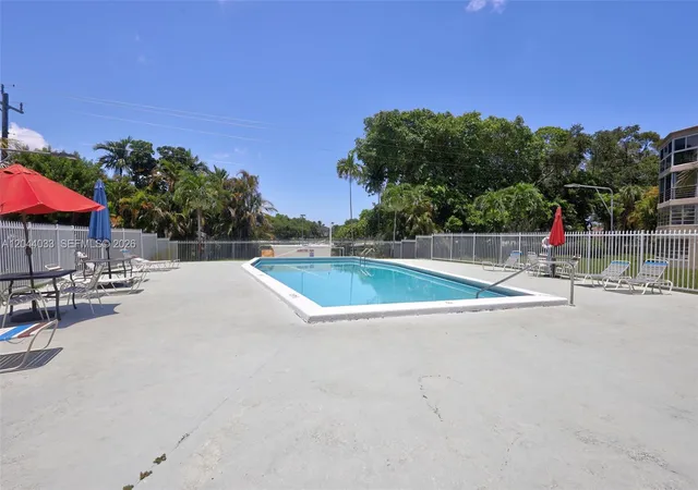 Homes for sale in Miami, FL | 1501 Ne 191st St #C203, Miami, FL 33179 | MLS# A12044033