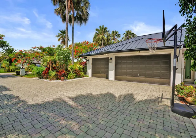 Photo 2 of Single family home for sale at 12253 Nw 25th Street, Plantation, FL 33323 | MLS# B26046890 | Listing updated on 2026-08-22