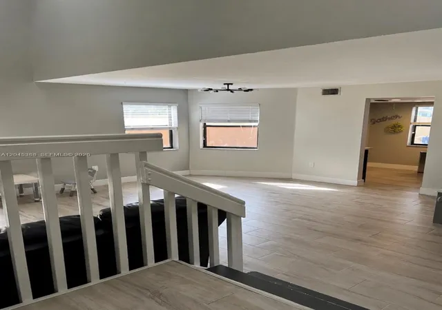3rd image of 11331 Sw 9Th Ct, Pembroke Pines, FL 33025 | MLS# A12045388