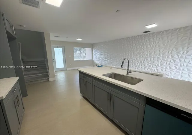 3rd image of 205 Nw 159Th St, Miami, FL 33169 | MLS# A12045641