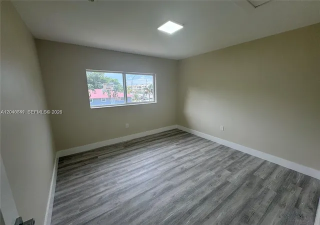 4th image of 205 Nw 159Th St, Miami, FL 33169 | MLS# A12045641