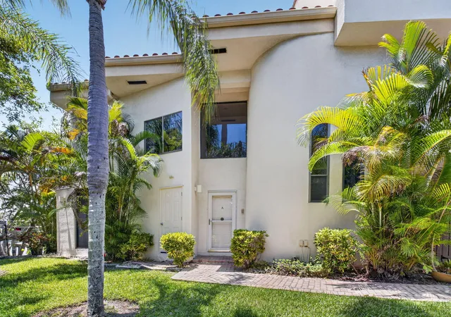 Photo 2 of Townhouse for sale at 1111 George Bush Blvd #A, Delray Beach, FL 33483 | MLS# B26047011 | Listing updated on 2026-09-23