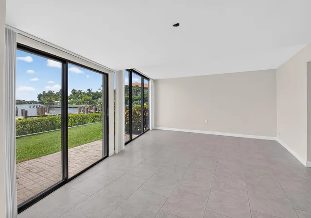 Photo 4 of Townhouse for sale at 1111 George Bush Blvd #A, Delray Beach, FL 33483 | MLS# B26047011 | Listing updated on 2026-09-23