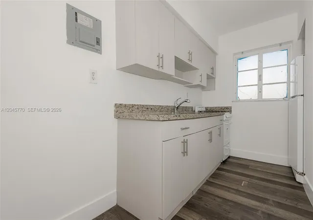 5th image of 8340 Crespi Blvd 20 #20, Miami Beach, FL 33141 | MLS# A12045770