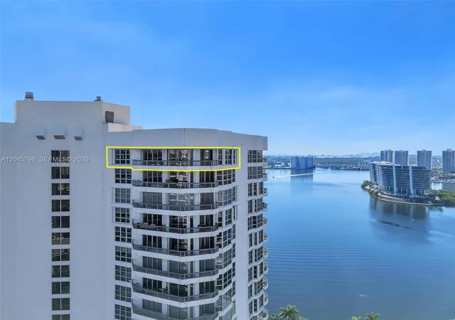4th image of 19101 Mystic Pointe Dr, Aventura, FL 33180
