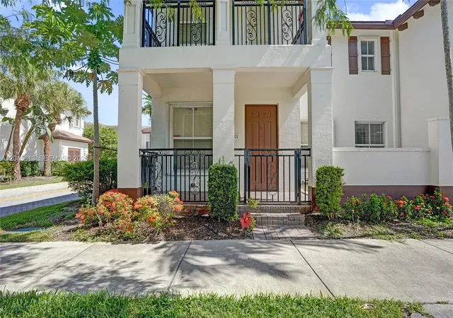 3rd image of 4760 Mimosa Pl, Coconut Creek, FL 33073