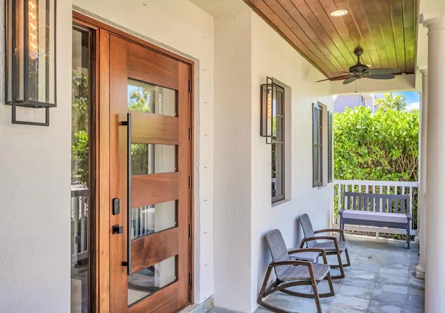 Photo 3 of Single family home for sale at 1958 Harbourview Dr, Fort Lauderdale, FL 33316 | MLS# B26047141 | Listing updated on 2026-09-24