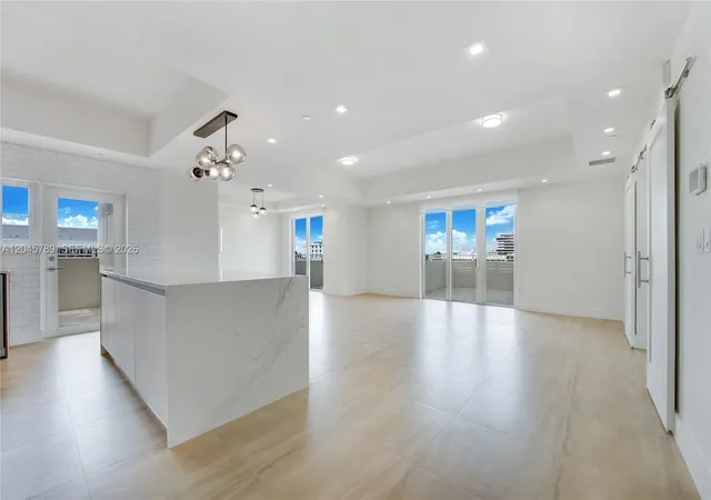 3rd image of 120 Salamanca Ave, Coral Gables, FL 33134