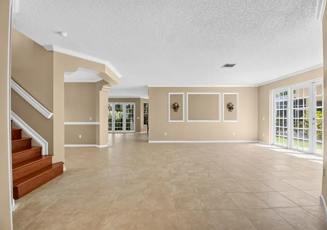 Photo 4 of Single family home for sale at 2520 Glendale Pl, Royal Palm Beach, FL 33411 | MLS# B26047192 | Listing updated on 2026-10-05