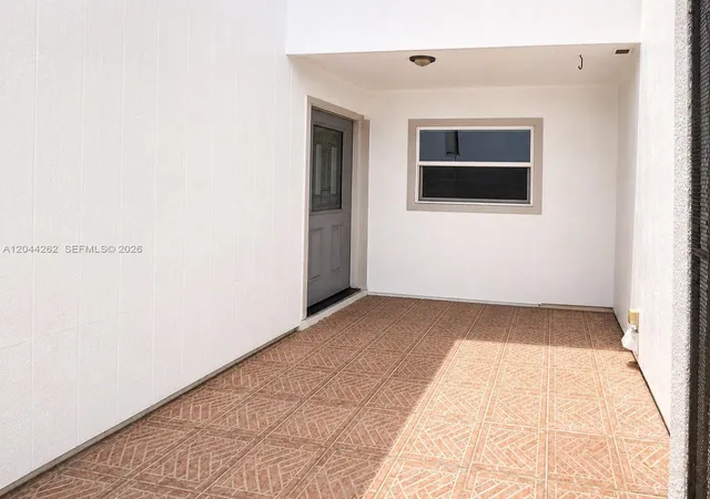 4th image of 7022 Edgemere Ter, Palm Beach Gardens, FL 33410 | MLS# A12044262