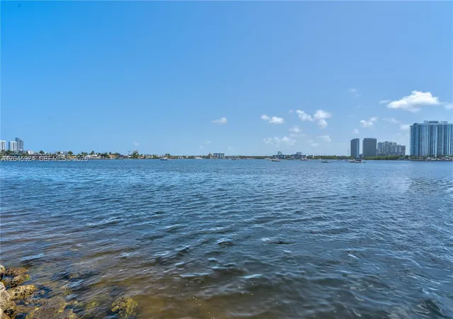 Homes for sale in Aventura, FL | 3000 Marcos Dr #P612, Aventura, FL 33160 | MLS# A12045924