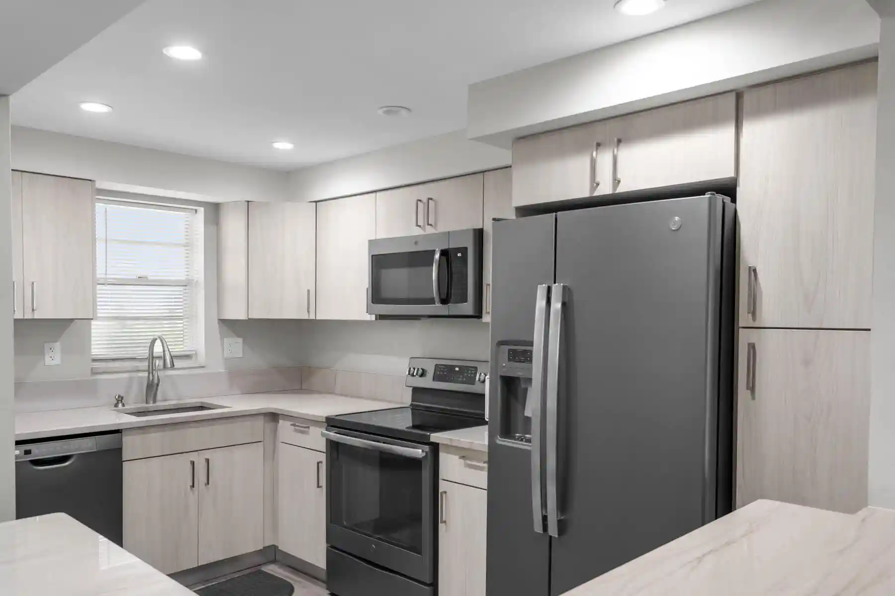 Condo for sale at 3150 W Rolling Hills Cir #704, Davie, FL 33328 | MLS# B26047279