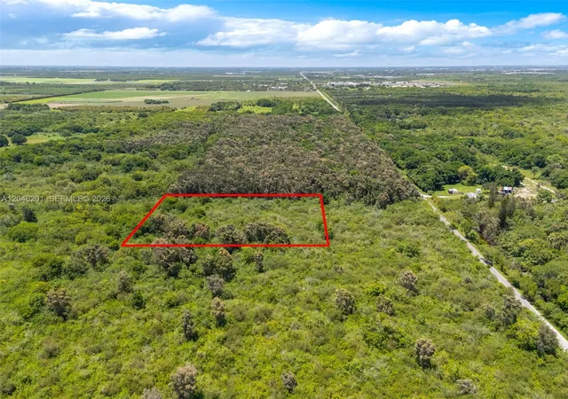 2nd image of Sw 192nd Ave, Homestead, FL 33034 | MLS# A12046201