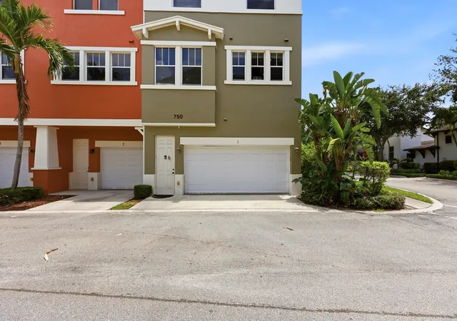 Townhouse for sale at 750 Millbrae Ct #1, West Palm Beach, FL 33401 | MLS# B26047360