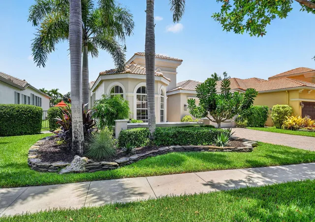 Photo 4 of Single family home for sale at 9774 Via Elegante, Wellington, FL 33411 | MLS# B26047389 | Listing updated on 2026-09-24