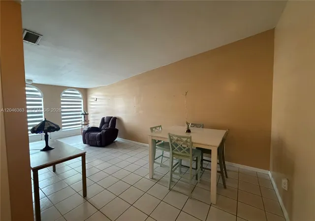 Homes for sale in Miami Lakes, FL | 6718 NW 166th Ter, Miami Lakes, FL 33014