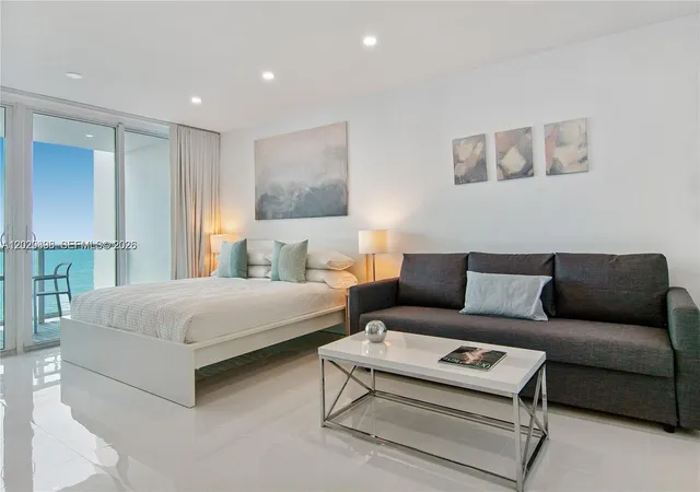 3rd image of 5445 Collins Ave, Miami Beach, FL 33140 | MLS# A12029398