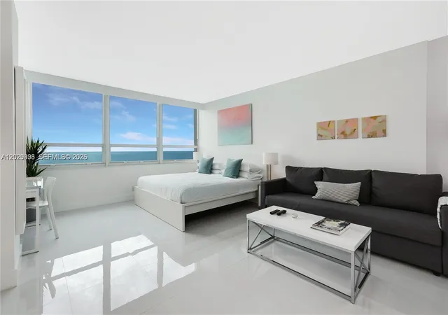 4th image of 5445 Collins Ave, Miami Beach, FL 33140 | MLS# A12029398