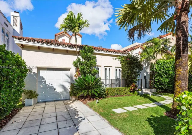 2nd image of 737 Alhambra Cir, Coral Gables, FL 33134 | MLS# A12046460