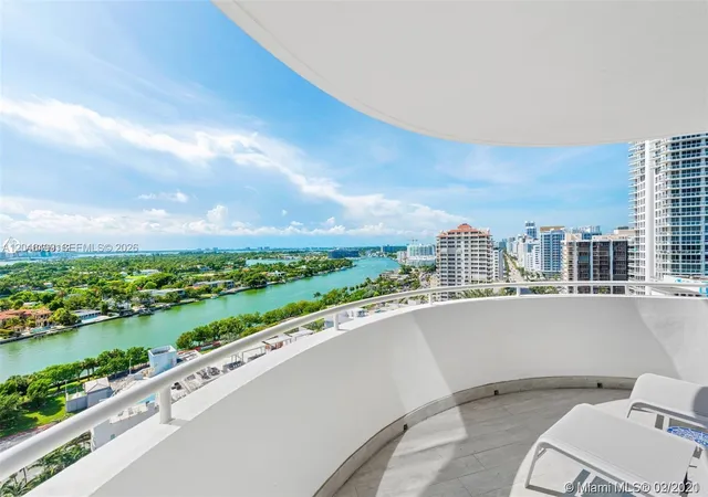 5th image of 6301 Collins Ave #807, Miami Beach, FL 33141 | MLS# A12046499
