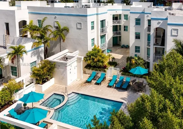 5th image of 9172 Collins Ave #218, Surfside, FL 33154 | MLS# A12045917