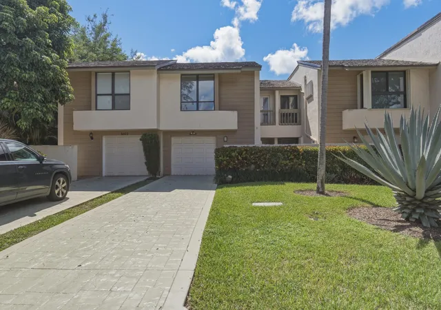 Photo 1 of Townhouse for sale at 6024 Glendale Dr, Boca Raton, FL 33433 | MLS# B26047656 | Listing updated on 2026-10-08