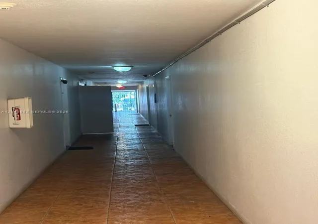 2nd image of 1021 Nw 3Rd St, Miami, FL 33128