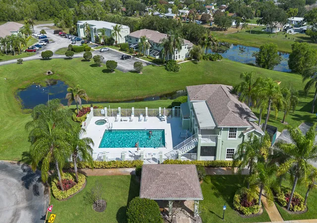2nd image of 2127 Se Wild Meadow Cir, Port St Lucie, FL 34952 | MLS# B26047746