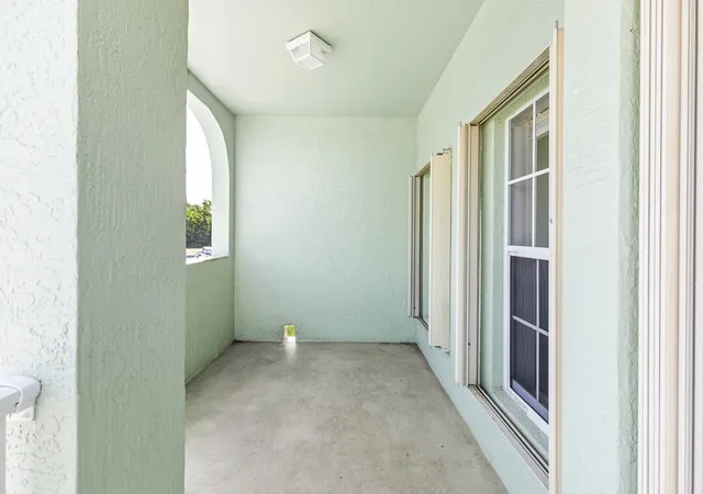 Homes for sale in Port Saint Lucie, FL | 2127 Se Wild Meadow Cir, Port Saint Lucie, FL 34952 | MLS# B26047746
