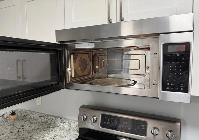 Listing Photo 4 - Condo for sale in building located at 615 S State Rd 7, Margate, FL 33068 - Unit #1d