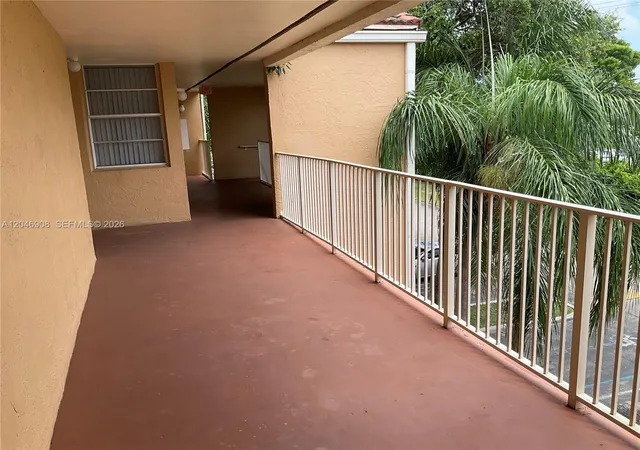 3rd image of 8282 Nw 24Th St, Coral Springs, FL 33065