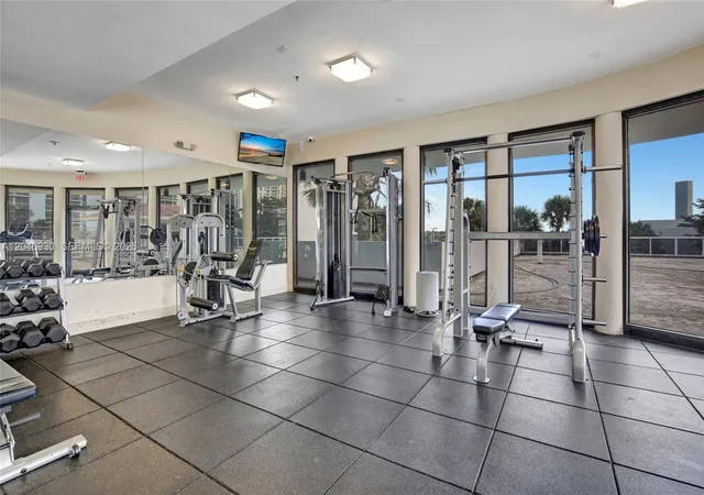 2nd image of 20515 E Country Clb Dr, Miami, FL 33180