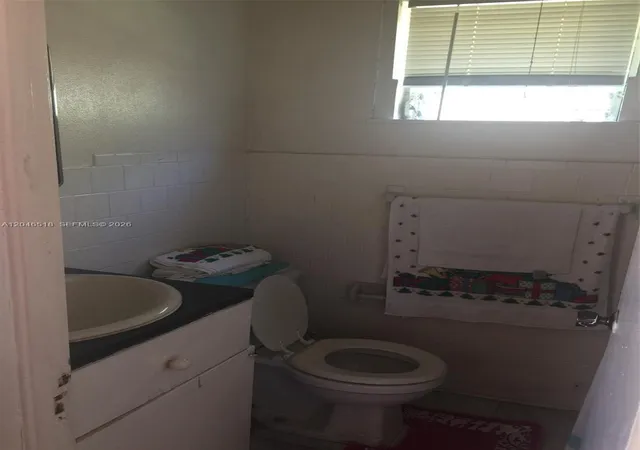 2nd image of 22 Sw 11Th St, Dania, FL 33004 | MLS# A12046518