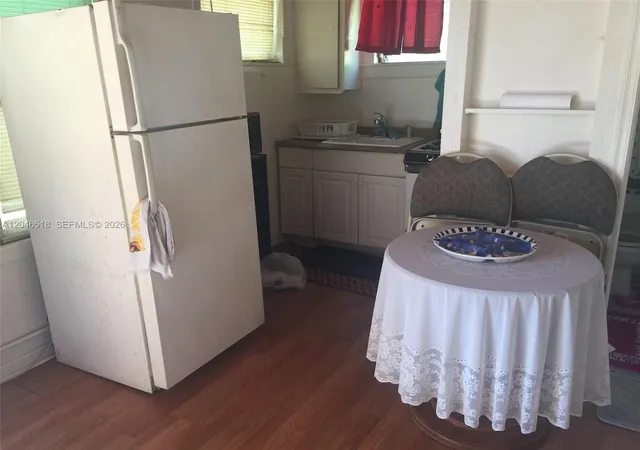 3rd image of 22 Sw 11Th St, Dania, FL 33004 | MLS# A12046518