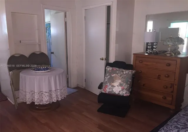 4th image of 22 Sw 11Th St, Dania, FL 33004 | MLS# A12046518